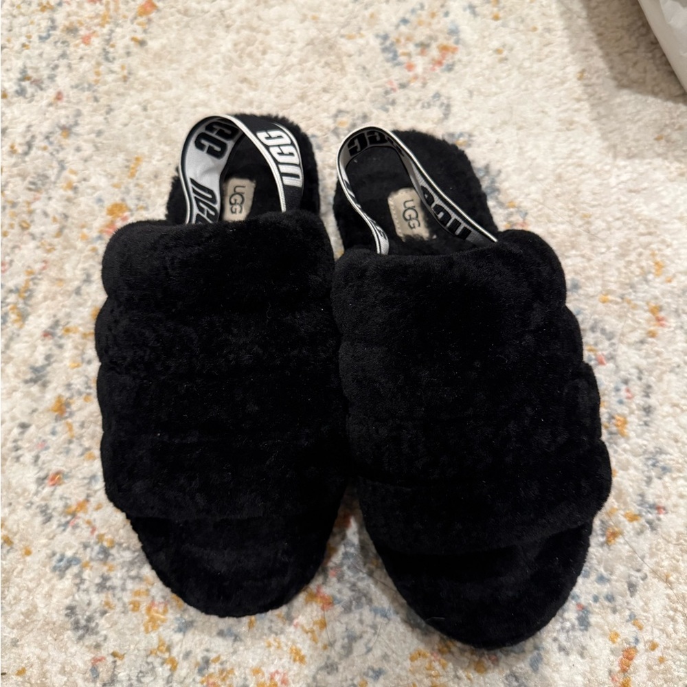 UGG Women's Black Fluff Yeah Slippers